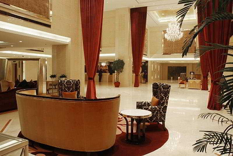 Titan Times Hotel Сиан Интериор снимка